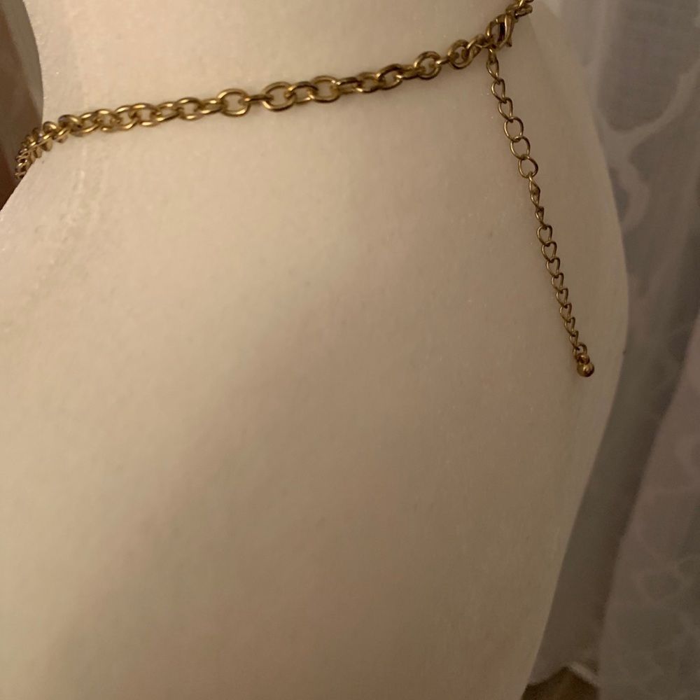 Multi-Color Gold Statement Necklace 🔥🔥 - Picture 5 of 5